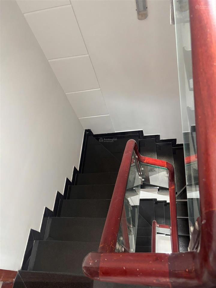 Bán nhà gò vấp hẻm xe hơi 10,5 tỷ  sam