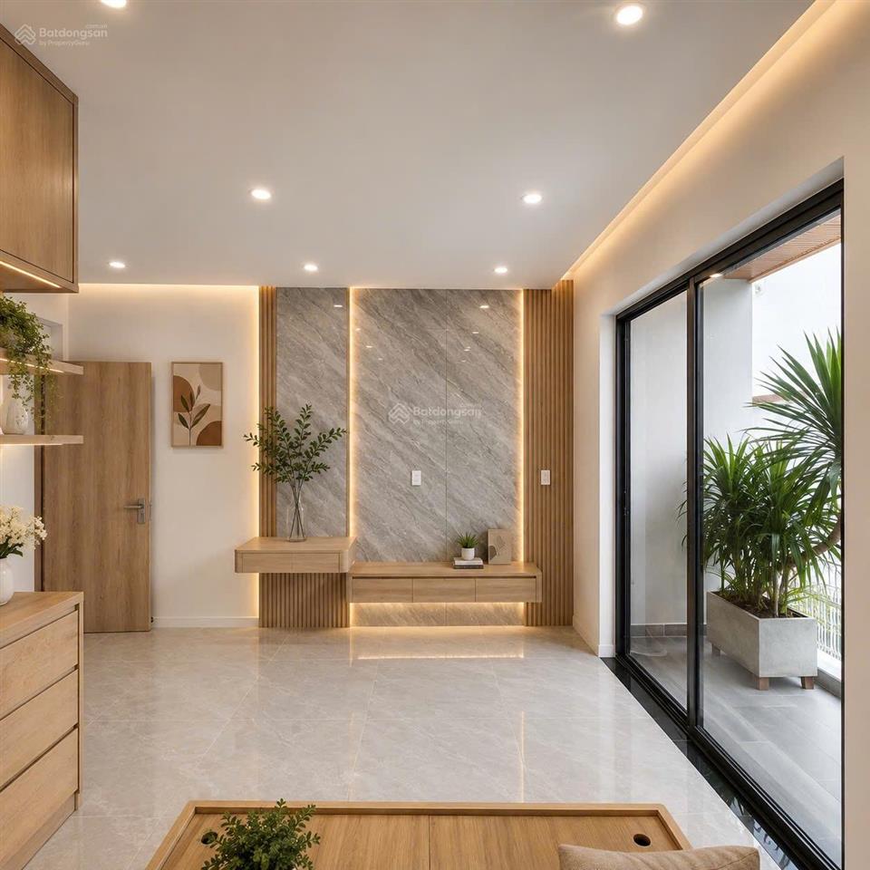 Bán nhà lò lu giá 8,2 tỷ thương lượng  sam