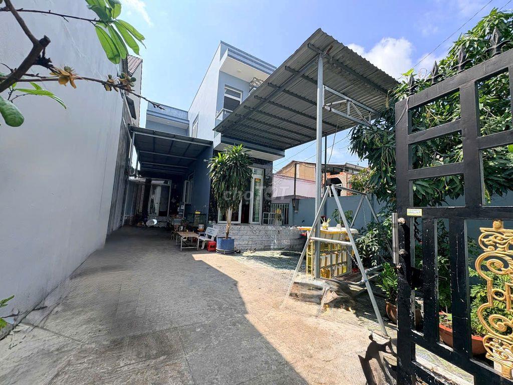 Nhà lầu 3 phòng ngủ 156m2 nhà bè, Giá 4,5 tỷ