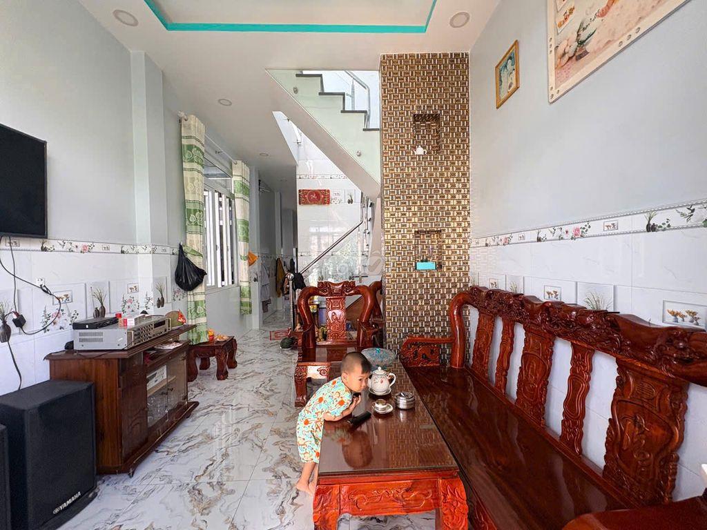 Nhà lầu 3 phòng ngủ 156m2 nhà bè, Giá 4,5 tỷ