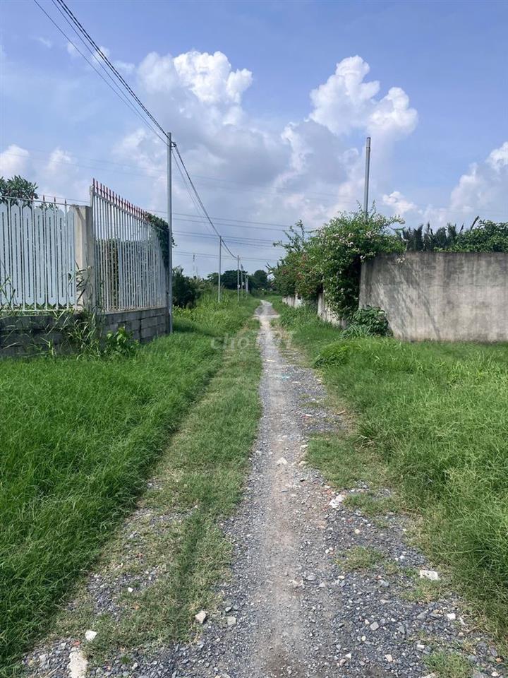 615m2 đất đường xe hơi Phước Kiển, Giá 3,2 tỷ Thương lượng