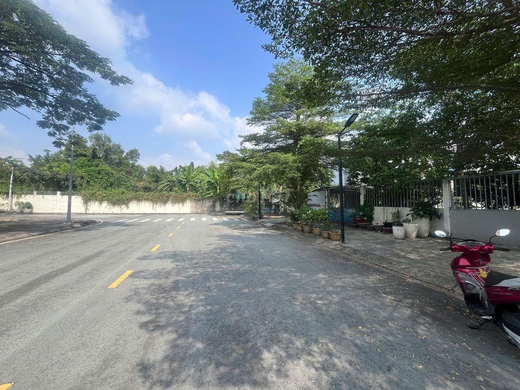 158m2 mặt đường 22m, KDC Bộ công an. Sổ riêng, Giá 13,5 tỷ