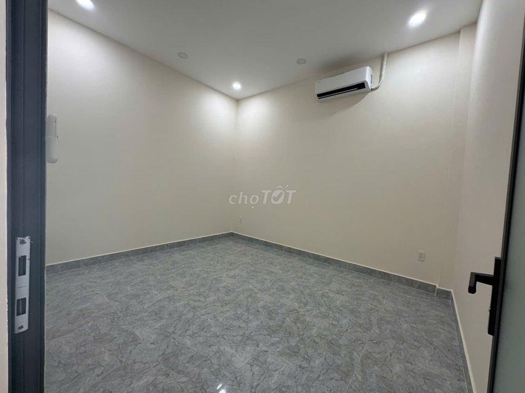 Nhà Cấp 4 có 2 PN, Nguyễn Văn Tạo, Long Thới, SHR, Giá chỉ 3 tỷ 650tr