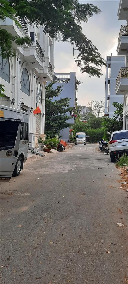 Đất đẹp 5x12,2=61m² giá 7,5 tỷ, sổ riêng, vị trí đẹp đường nhựa 8m xe hơi