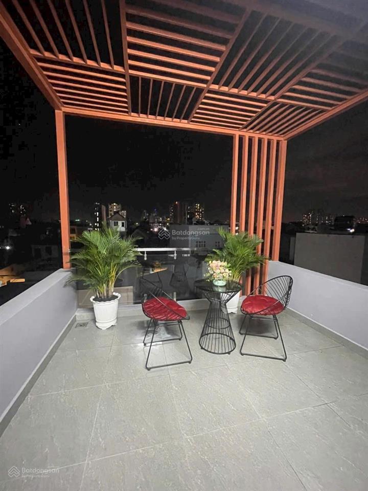 Nhà phố 62m2 xây 3 lầu giá 7.7 tỷ, phú mỹ, quận 7