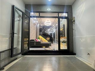 Nhà phố 62m2 xây 3 lầu giá 7.7 tỷ, phú mỹ, quận 7