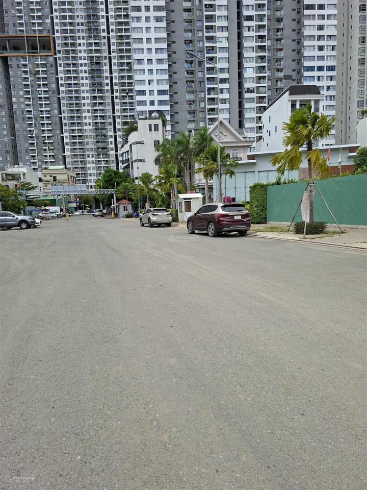 Đất đường đào trí 5x18=90m2 giá 7 tỷ