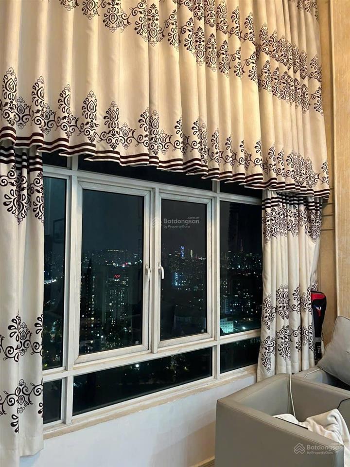 Cần bán lothouse phú hoàng anh giá rẻ. dtsd 240m2 . giá 6,7ty