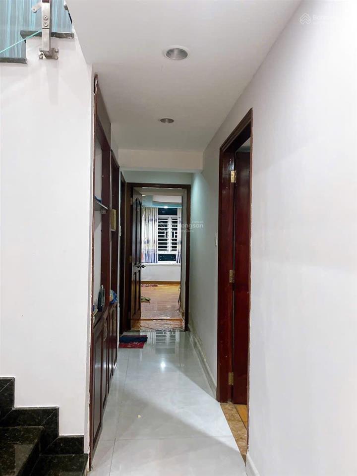 Cần bán lothouse phú hoàng anh giá rẻ. dtsd 240m2 . giá 6,7ty