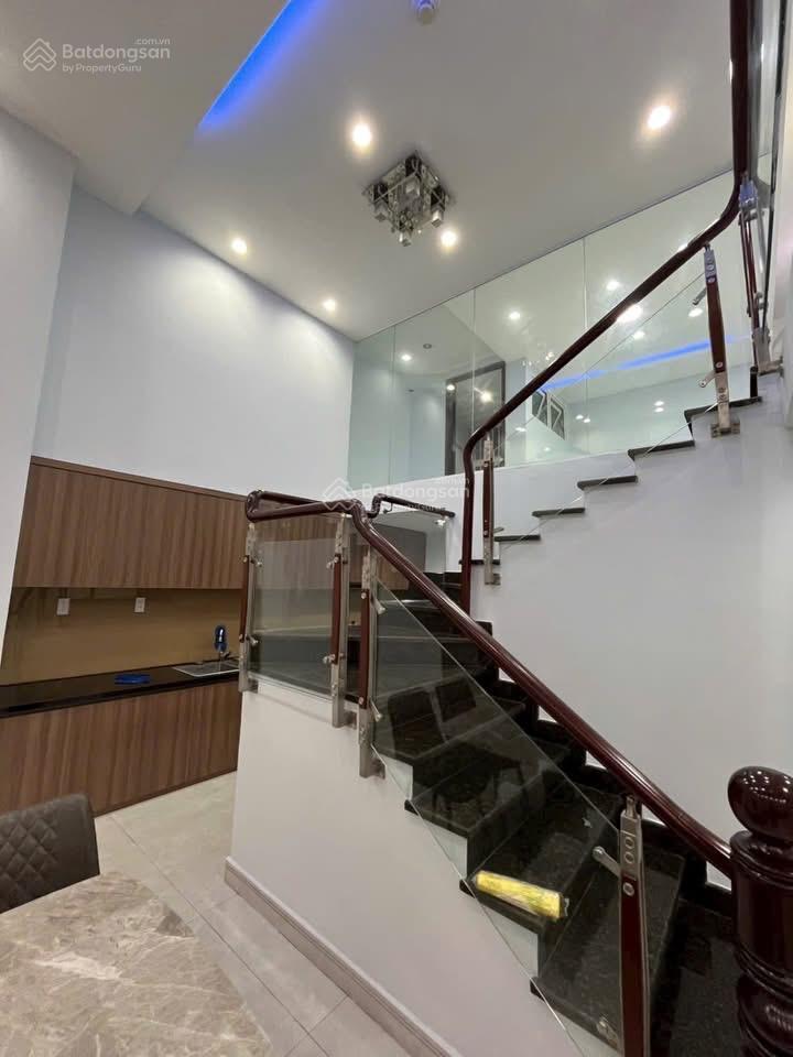 Cho thuê lothouse chung cư phú hoàng anh 250m² giá tốt. 23tr/tháng.  0902 706 ***