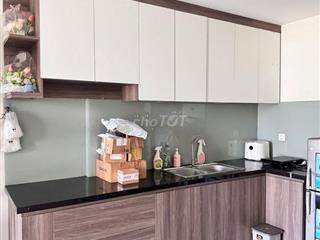 Cần cho thuê căn 2PN-1WC nội thất cơ bản giá tốt ở liền