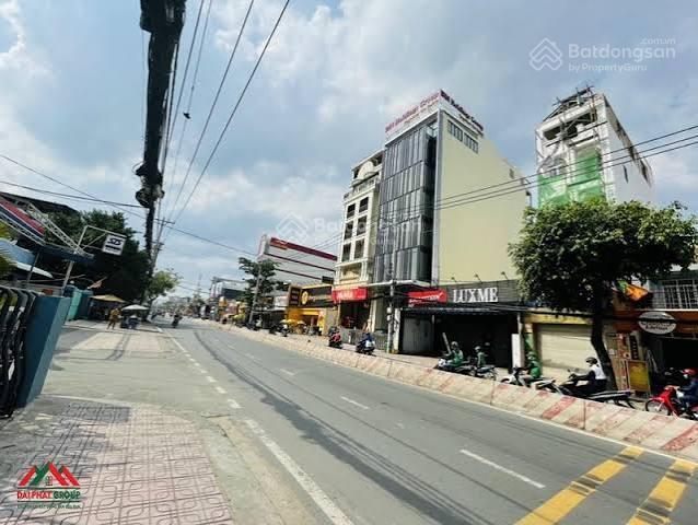 Cho thuê nhà đẹp làm văn phòng 240m mặt tiền đường huỳnh tấn phát  phú xuân  nhà bè