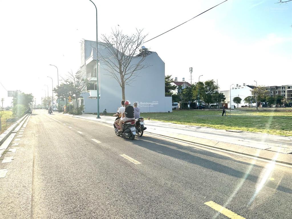 Bán đất dự án khu tái định cư nam rạch chiếc liền kề the global city