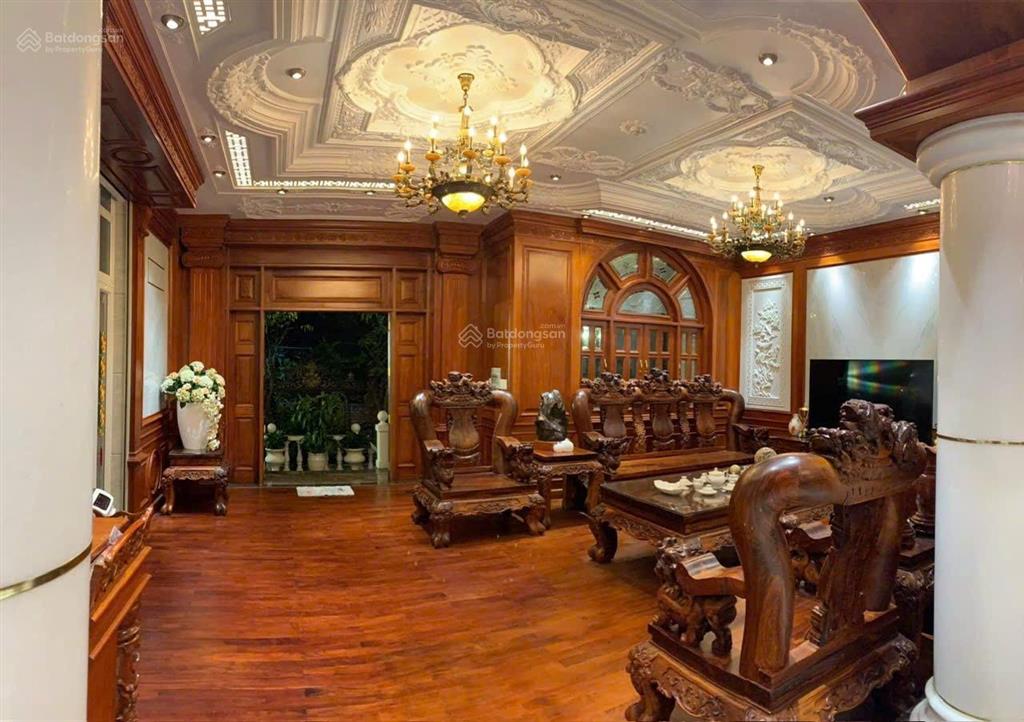 Biệt thự xuân thuỷ, p. thảo điền, quận 2