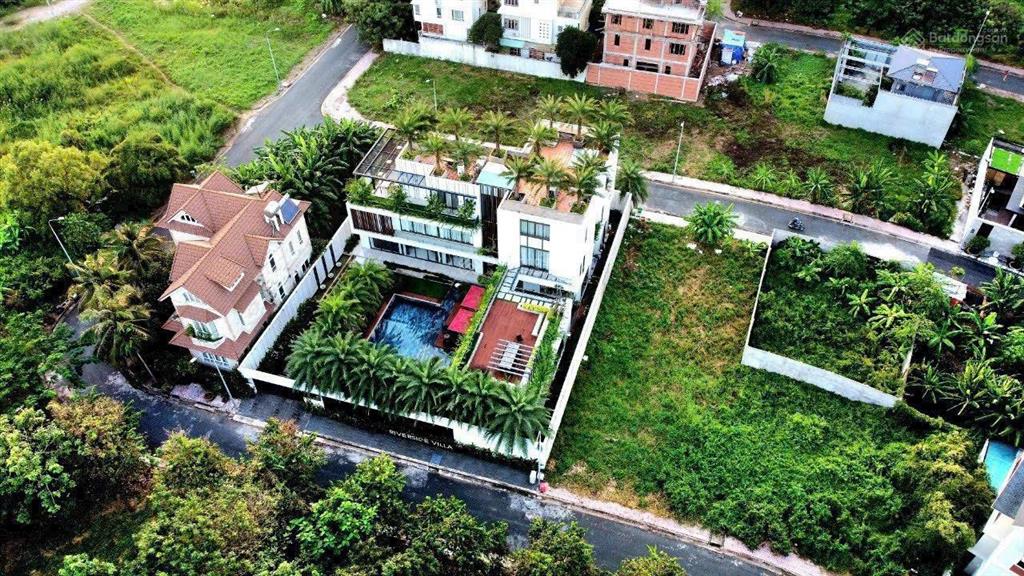 Bán dinh thự view sông. mặt tiền thân văn nhiếp, kdc văn minh  vị trí 2mt view sông giồng ông tố