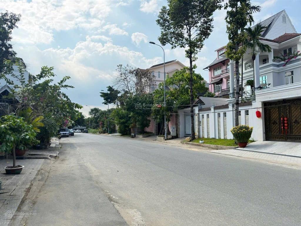 Đất biệt thự rẻ thảo điền đường 20m