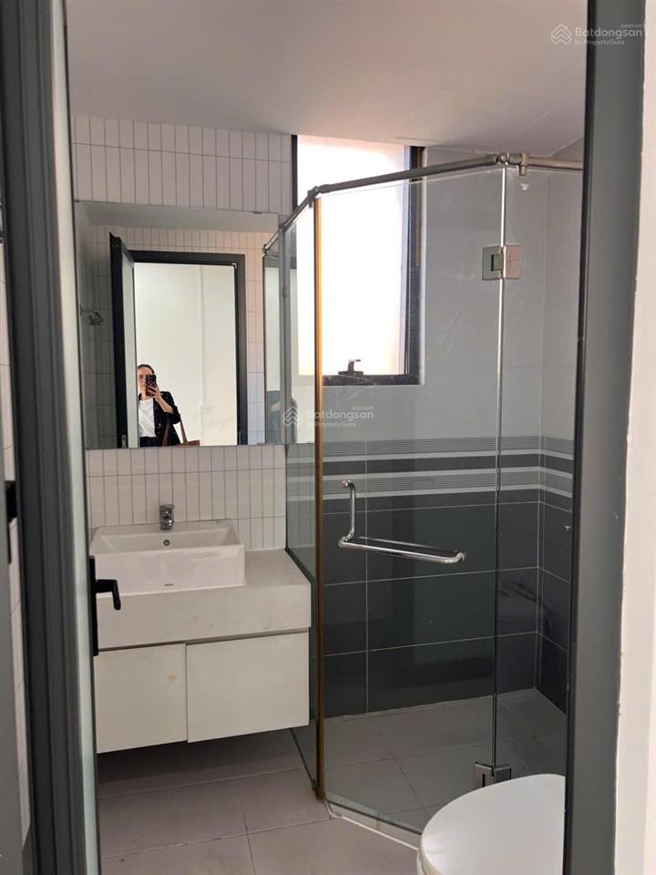 Siêu rẻ, chủ nhà giảm mạnh bán nhanh căn văn phòng 48m2 giá chỉ 3.8 tỷ all in. sẵn sổ nên vay dễ