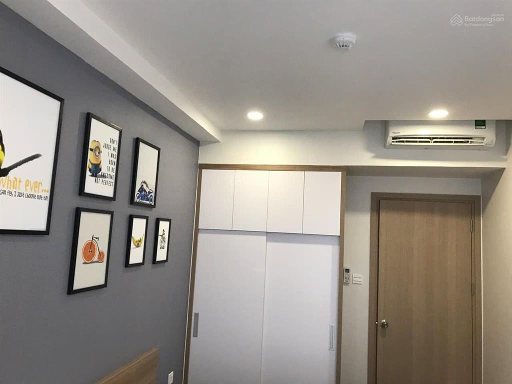 Ngộp rất ngộp mới bán 2pn 73m2 giá 6.9 tỷ. cơ hội cho khách hàng mua ở.  xem ngay.