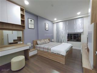 Ngộp rất ngộp mới bán 2pn 73m2 giá 6.9 tỷ. cơ hội cho khách hàng mua ở.  xem ngay.