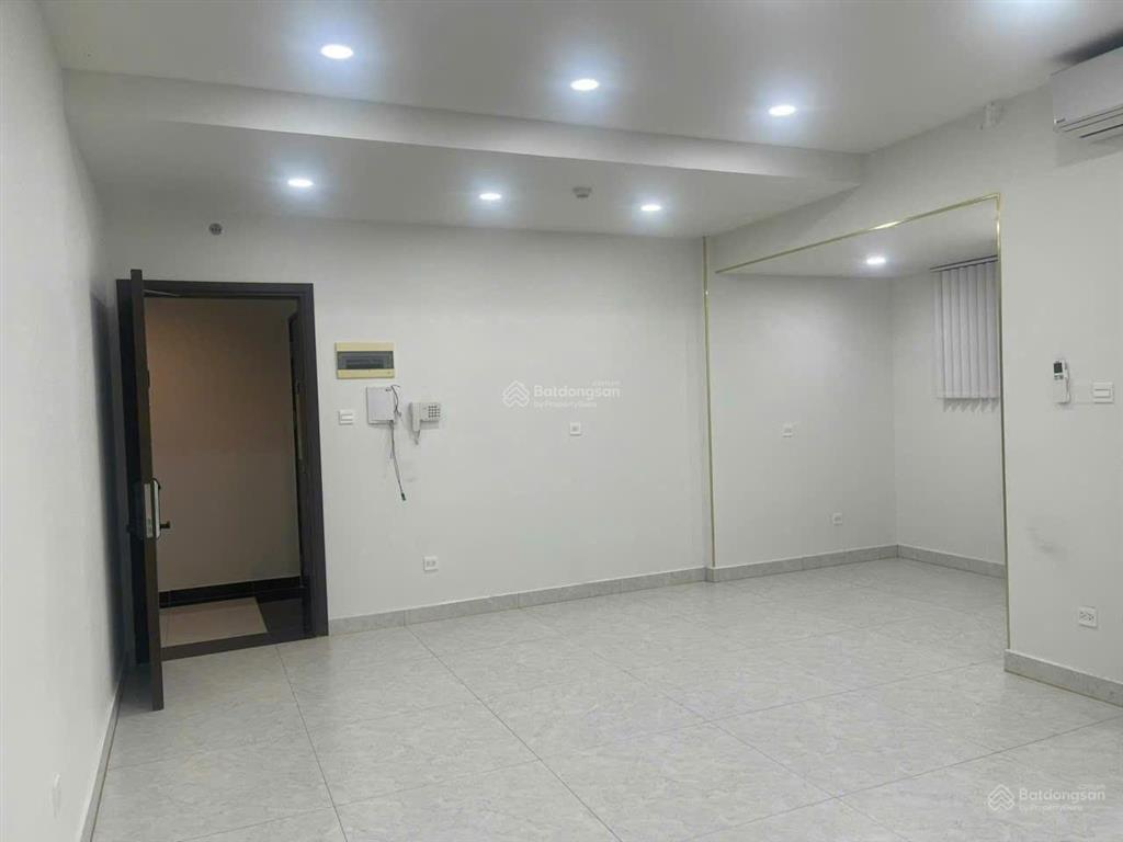 Căn văn phòng bán giá rẻ như cho. 48m2 bán 3.7 tỷ all in, đã có sổ hồng, hỗ trợ vay bank