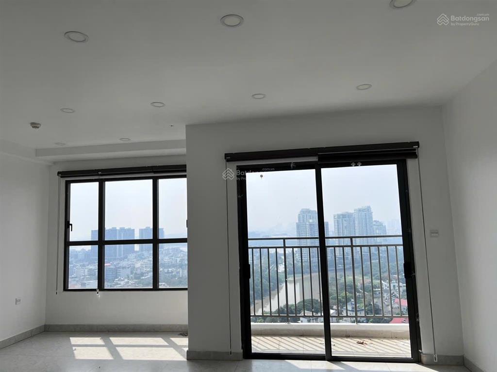Căn văn phòng bán giá rẻ như cho. 48m2 bán 3.7 tỷ all in, đã có sổ hồng, hỗ trợ vay bank