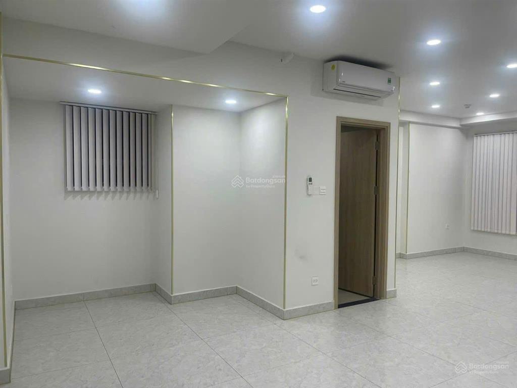 Căn văn phòng bán giá rẻ như cho. 48m2 bán 3.7 tỷ all in, đã có sổ hồng, hỗ trợ vay bank