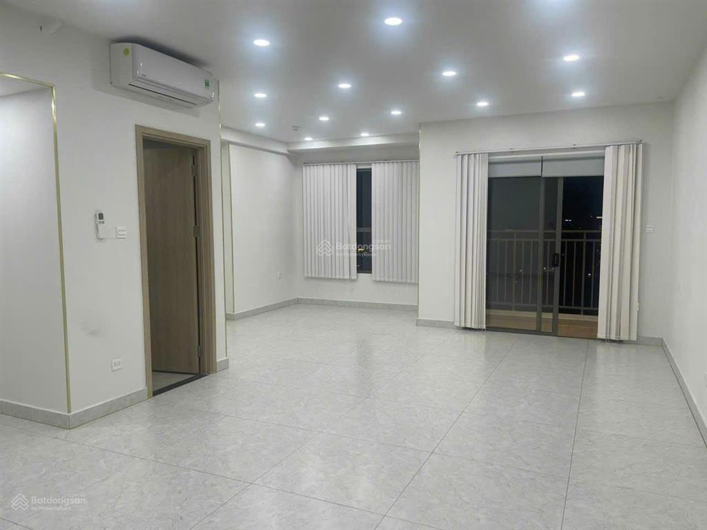 Căn văn phòng bán giá rẻ như cho. 48m2 bán 3.7 tỷ all in, đã có sổ hồng, hỗ trợ vay bank