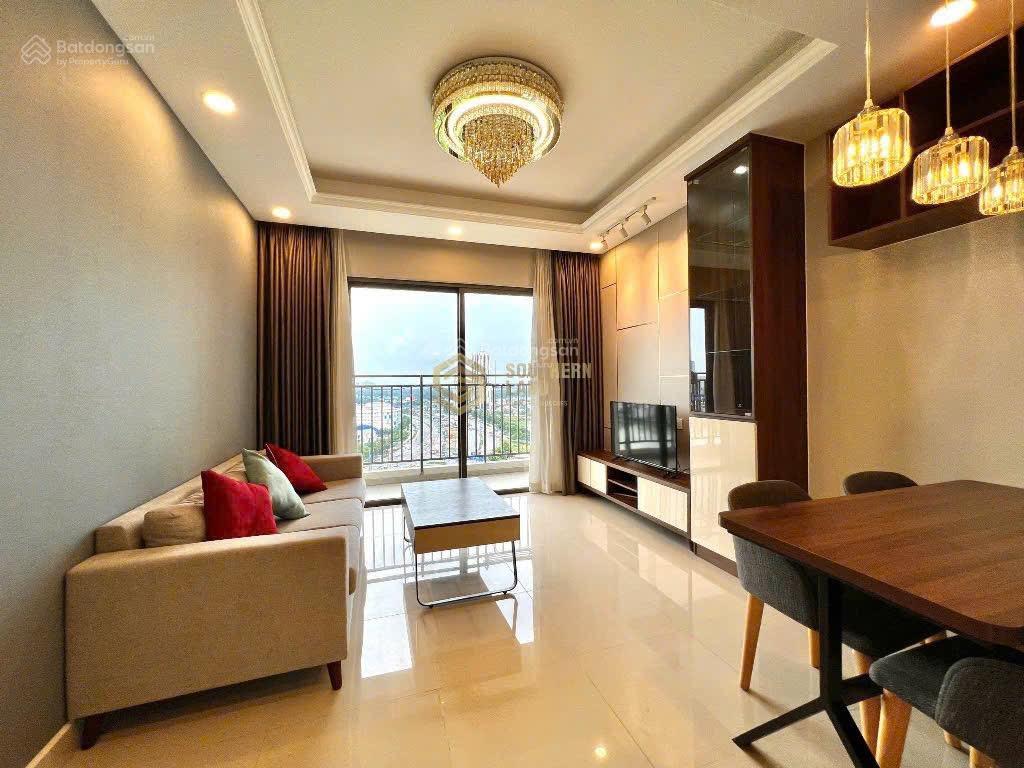 Bán nhanh căn 3pn 90m2 nhà cực đẹp, tháp trung tâm, tầng cao view thoáng giá sốc 8.1 tỷ all in.