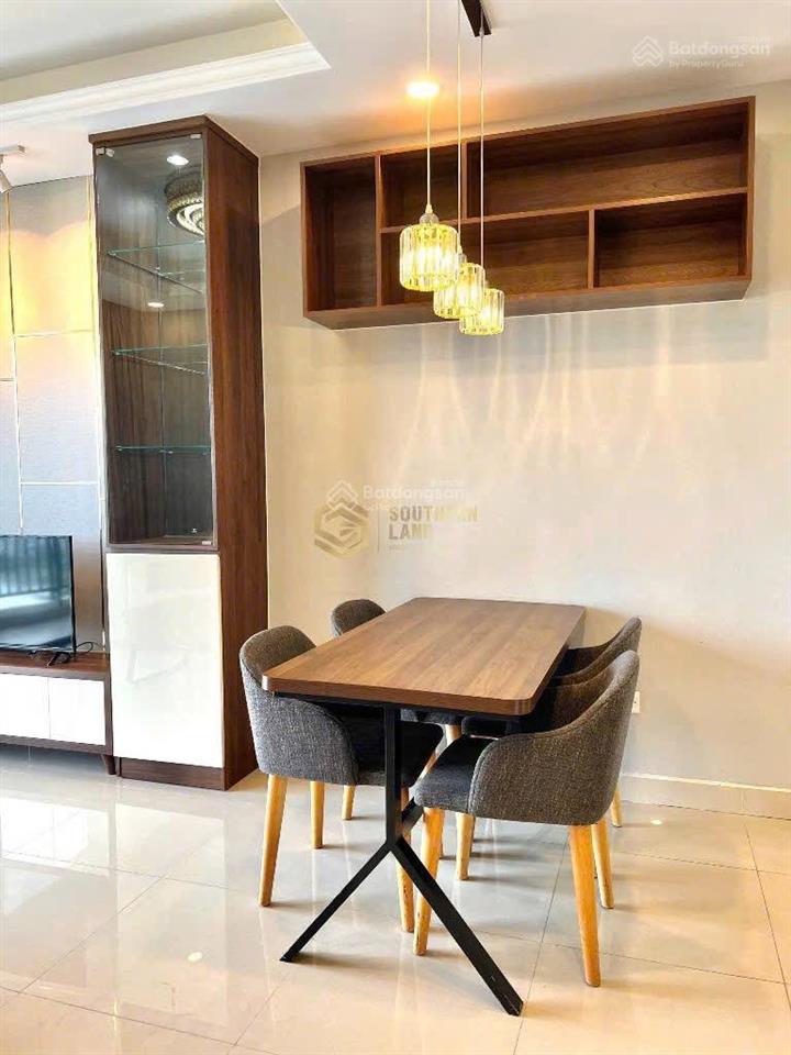 Bán nhanh căn 3pn 90m2 nhà cực đẹp, tháp trung tâm, tầng cao view thoáng giá sốc 8.1 tỷ all in.