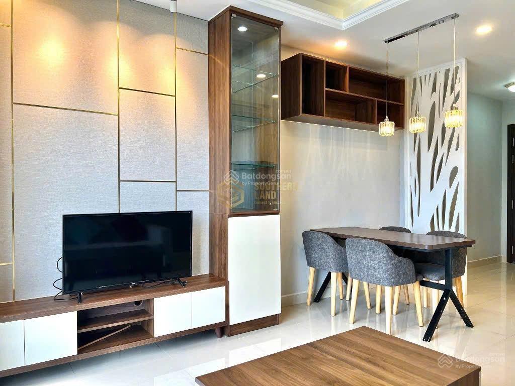 Bán nhanh căn 3pn 90m2 nhà cực đẹp, tháp trung tâm, tầng cao view thoáng giá sốc 8.1 tỷ all in.