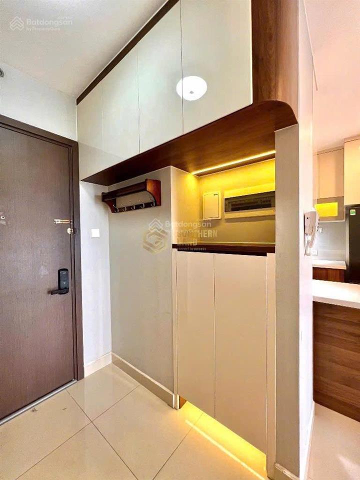 Bán nhanh căn 3pn 90m2 nhà cực đẹp, tháp trung tâm, tầng cao view thoáng giá sốc 8.1 tỷ all in.