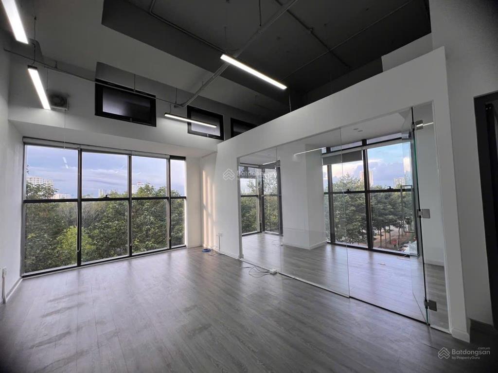 Rẻ hơn thị trường, bán căn góc văn phòng 53m² giá chỉ 4.7 tỷ all in, sẵn sổ hồng, hỗ trợ vay.