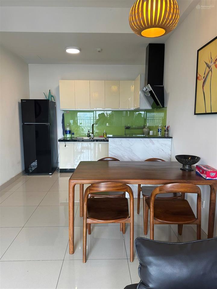 Bán căn 2pn view sông giá tốt chỉ 7.3 tỷ all in, sẵn sổ. nhà đẹp, có gu mua xong dọn vào ở ngay.