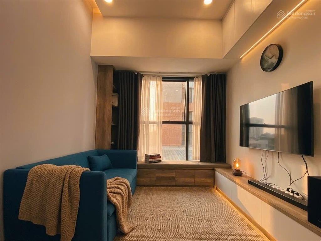 Giá tốt bán căn 1pn 56m2 chỉ 4.9 tỷ, đã có sổ. tháp trung tâm, nhà đẹp, nội thất chỉn chu.