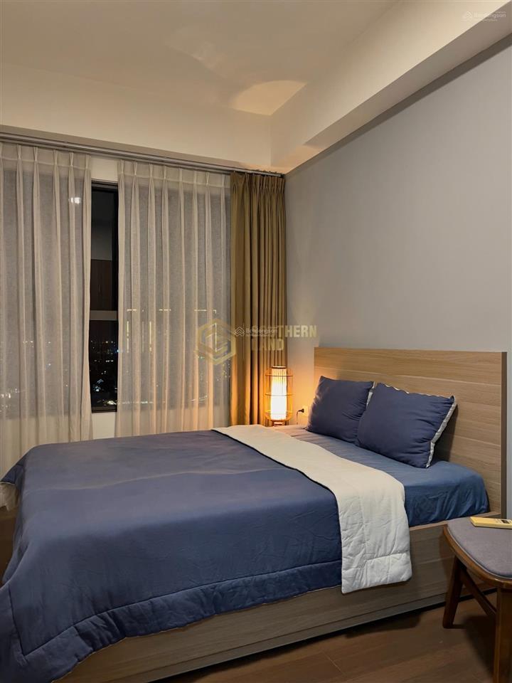 Nhà siêu đẹp, cho thuê căn 2pn 18tr/tháng. view sông thoáng mát, nội thất mới chưa từng cho thuê.