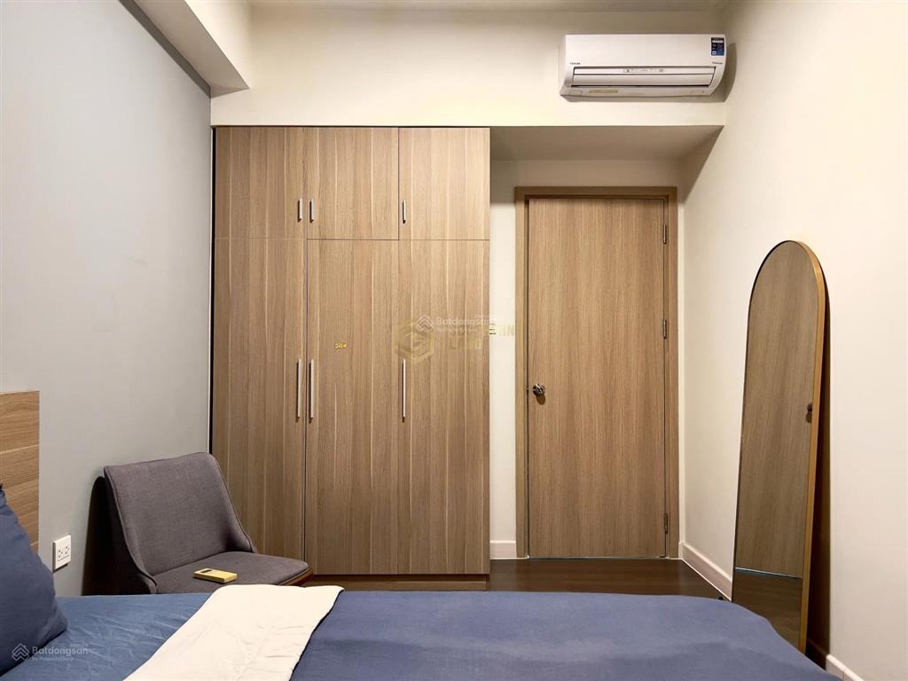 Nhà siêu đẹp, cho thuê căn 2pn 18tr/tháng. view sông thoáng mát, nội thất mới chưa từng cho thuê.