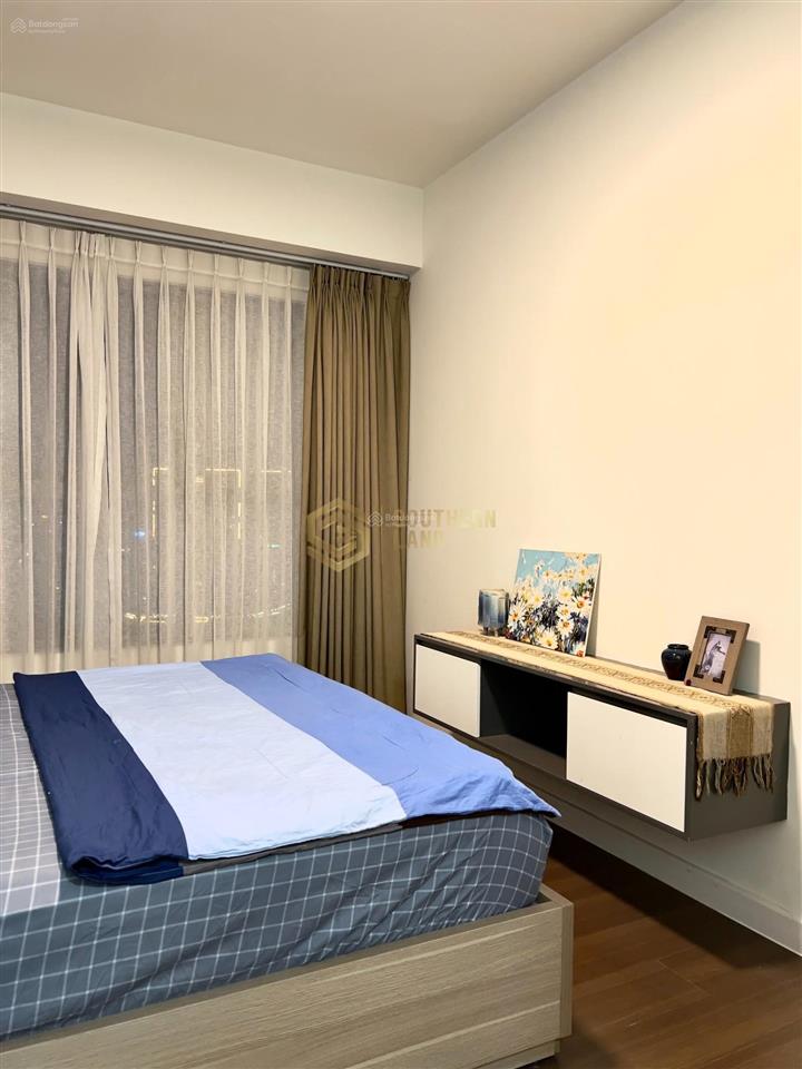 Nhà siêu đẹp, cho thuê căn 2pn 18tr/tháng. view sông thoáng mát, nội thất mới chưa từng cho thuê.