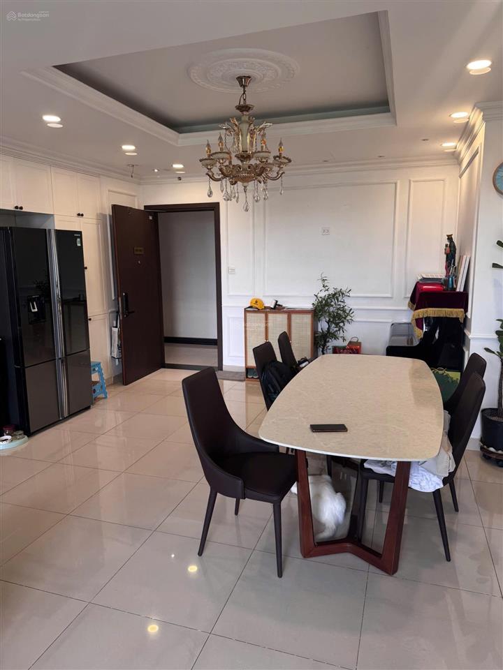 Cho thuê căn 3pn diện tích rộng 105m2, nội thất xịn giá tốt 22tr/tháng