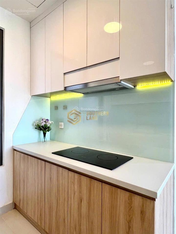 Bán căn 3pn suất spa giá siêu tốt thanh toán 7.8 tỷ nhận nhà. đang sẵn hợp đồng thuê, full nội thất