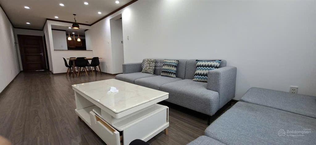 Chính chủ cho thuê căn hộ hoàng anh anh gia lai ngay trung tâm tp giá chỉ 12 triệu/tháng, dt 94m2