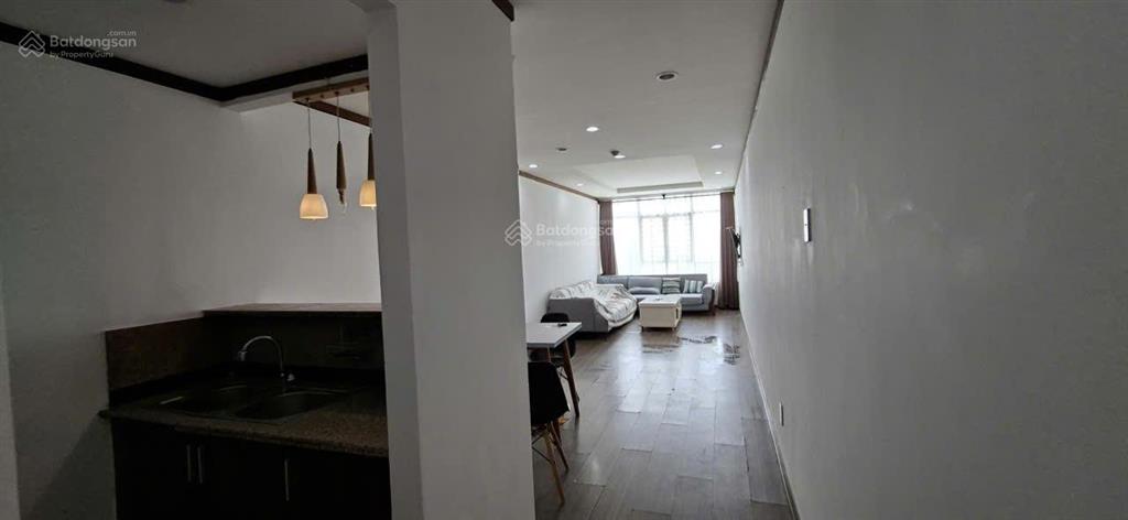 Chính chủ cho thuê căn hộ hoàng anh anh gia lai ngay trung tâm tp giá chỉ 12 triệu/tháng, dt 94m2
