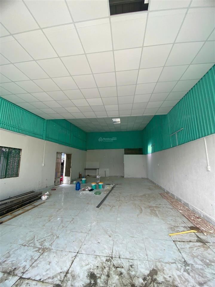 Bán nhà cấp 4 có thể làm kho dt 7x25m giá 2,8 tỷ đường bờ bao, bình chánh  0707 250 ***
