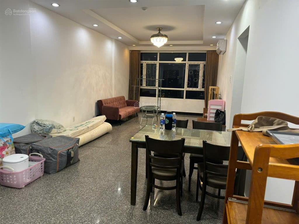 Cho thuê cc hoàng anh gold house, lê văn lương, 13 triệu vnd, 110m2. 0911 357 *** ngân