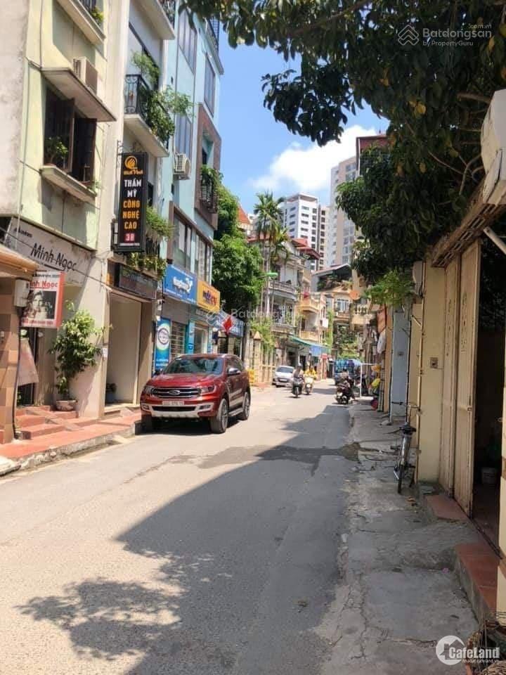 Cho thuê tt tầng 1 đẹp ngõ đường lương khánh thiện, ô tô đỗ cửa dt 70m2, 2 ngủ , gđ ở, kd, 9.5tr