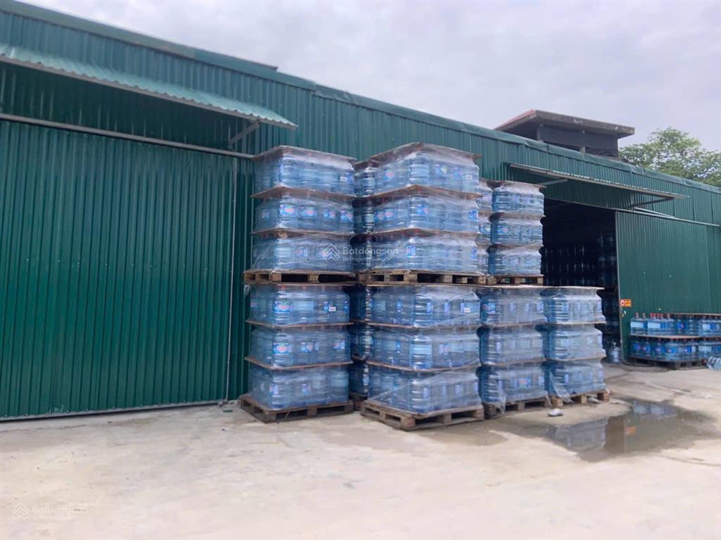 Cho thuê kho đẹp phan bá vành, bắc từ liêm, dt 140m2, 200m2 thông sàn, tải 10 tấn đỗ cửa 13tr