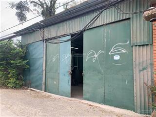 Cho thuê kho mặt tiền rất rộng dt 85m2 phố thạch bàn, kho ngõ tải 2.5 tấn đỗ cửa thoả mái, 6tr