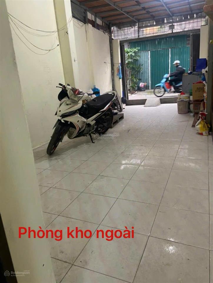 Cho thuê kho 85m2 riêng biệt tầng 1 đường hồng hà, ba đình, 7,5tr tải 2,5 tấn đỗ cửa kho