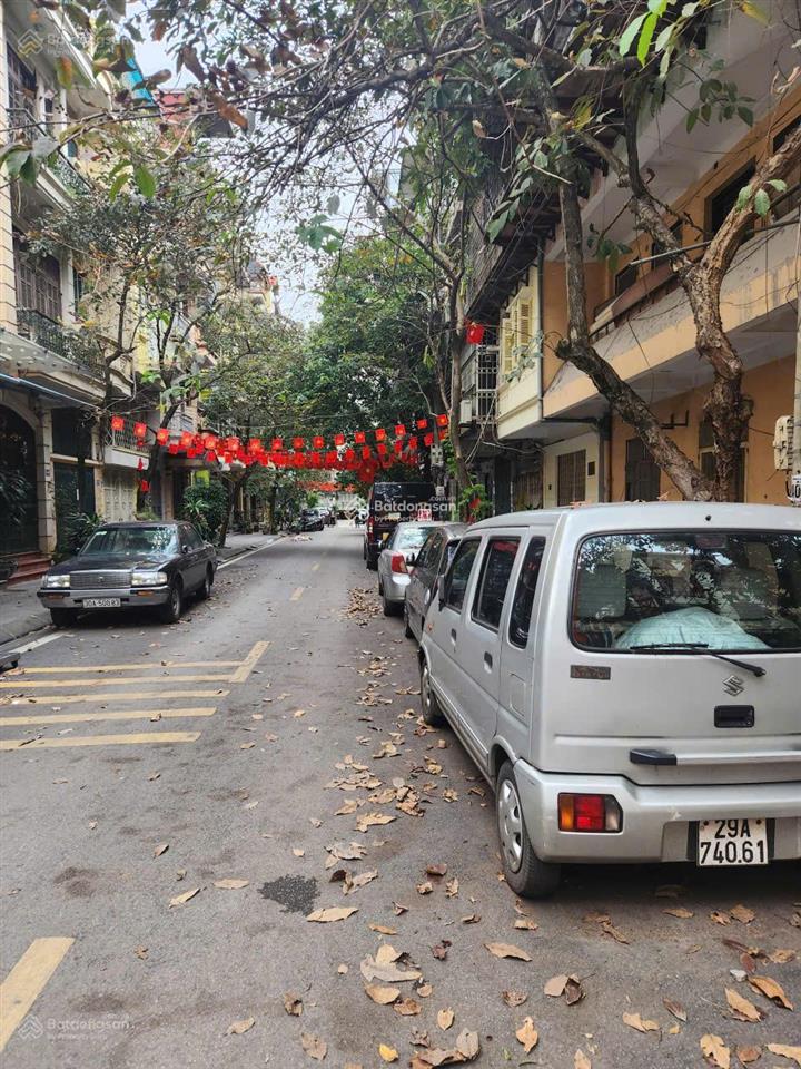 Cho thuê tầng 1 mặt đường khu phân lô đầm trấu, dt 58m2 thông sàn, hai bà trưng, ô tô đỗ cửa, 7tr