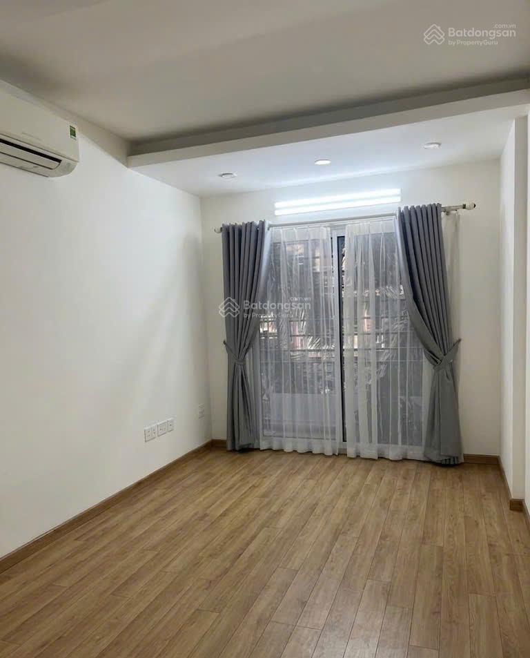 Cho thuê căn hộ tâp thể vĩnh phúc đẹp như chung cư dt 85m2, 2pn ô tô đỗ chân cầu thang 11 tr/th