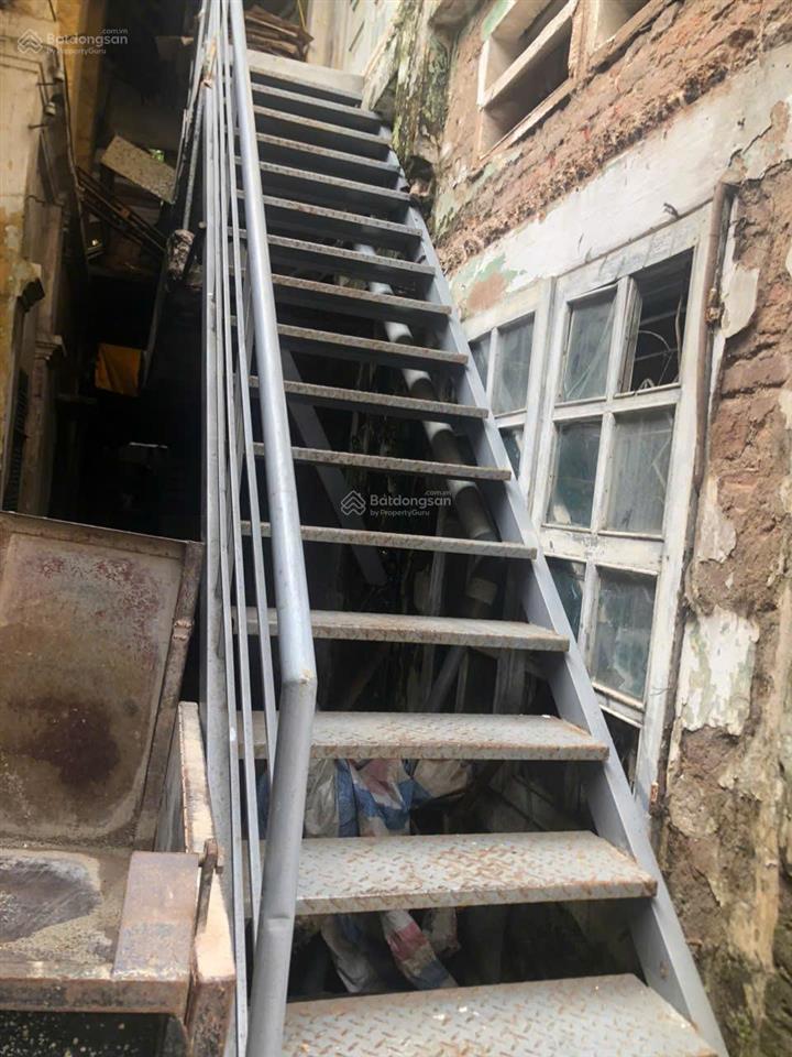 Công ty cho thuê kho rộng thông sàn trần khánh dư, dt 100m2, tải lớn đỗ kho quay đầu, 10tr